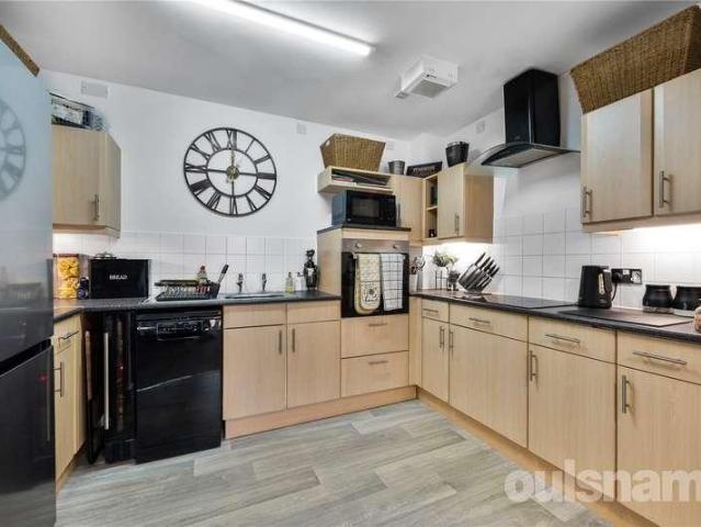 Flat for sale in Turves Green, West Midlands
