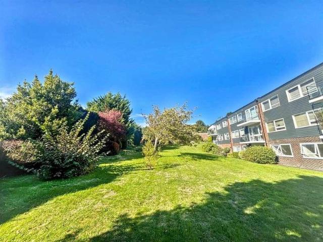 Flat for sale in Ratton Village, Eastbourne