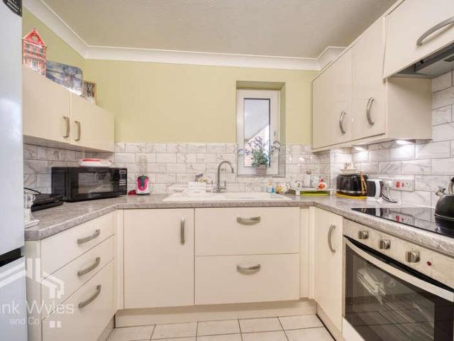 Flat for sale in St Annes, Lytham
