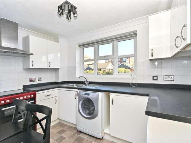 Flat for sale in Sovereign Harbour, Eastbourne