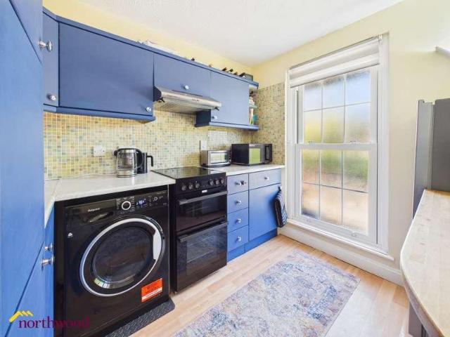 Flat for sale in Evershot, Oxfordshire