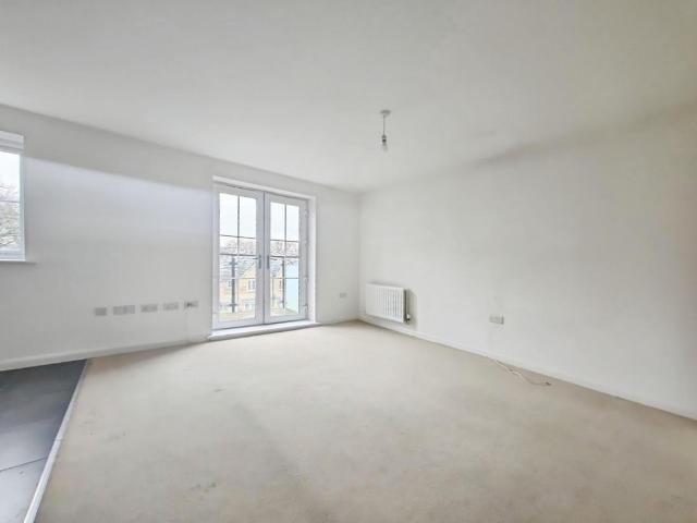 Flat for sale in Winnersh