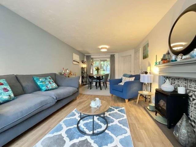 Flat for sale in Southport, Sefton