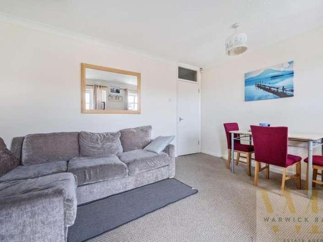 Flat for sale in Fishersgate, West Sussex