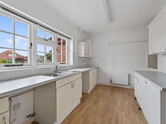 Flat for sale in Boscombe, Bournemouth