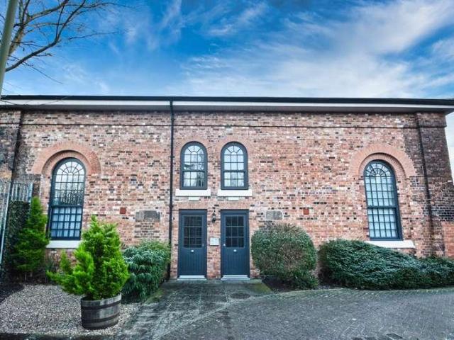 Flat for sale in Greenfields, Frankwell