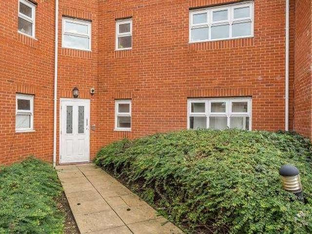 Flat for sale in Evershot, Oxfordshire