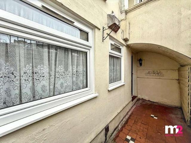 Flat for sale in Stow Hill, Wales