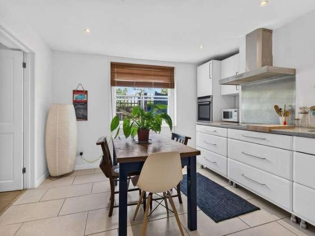 Flat for sale in Forthampton, Worcestershire