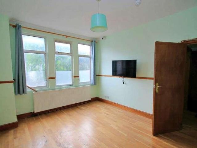 Flat for sale in London Borough of Harrow, Greater London