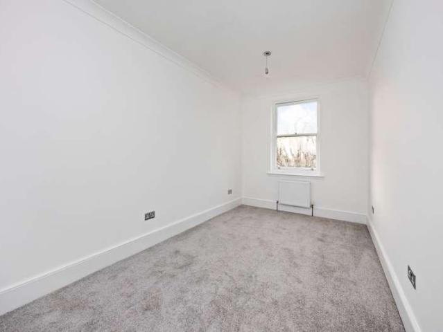 Flat for sale in Aldrington