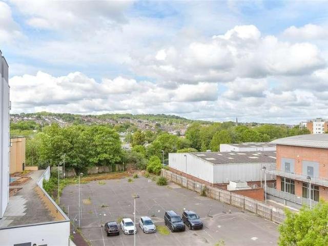 Flat for sale in Brook Street, Bourne Vale