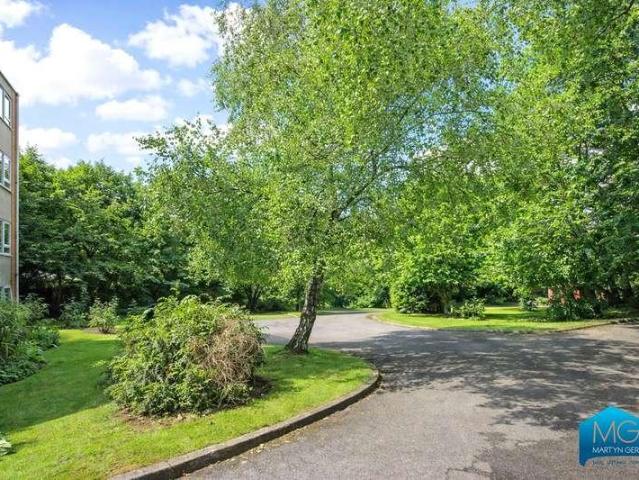 Flat for sale in Fallow Corner, Greater London
