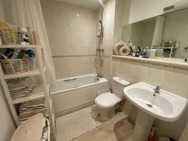Flat for sale in Slough