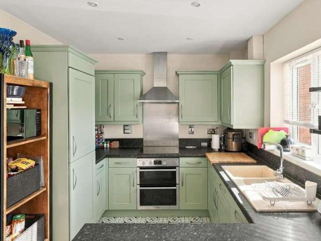 Flat for sale in Aggborough, Wyre Forest