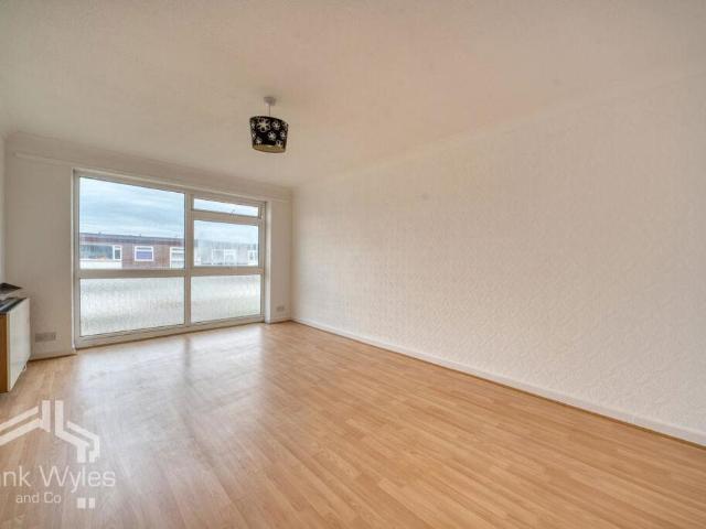 Flat for sale in St Annes, Lytham