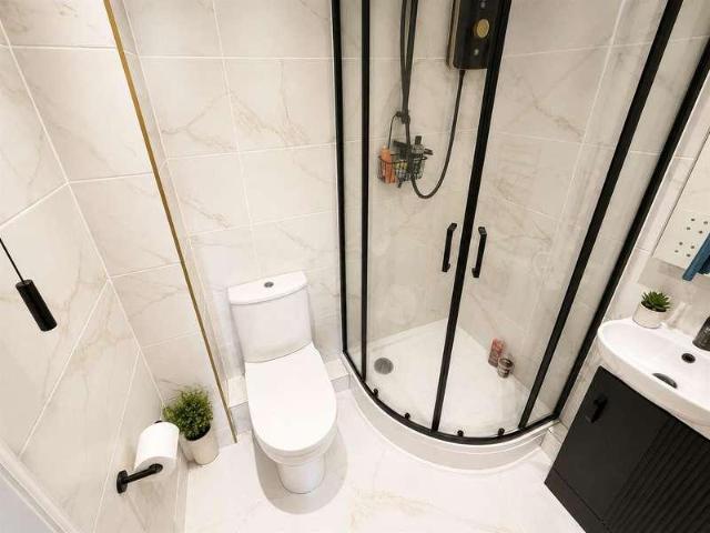 Flat for sale in Heswall, Wirral