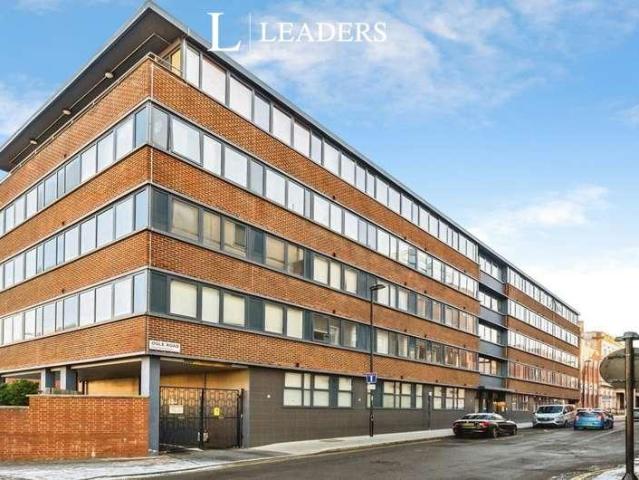 Flat for sale in The Polygon, City Of Southampton
