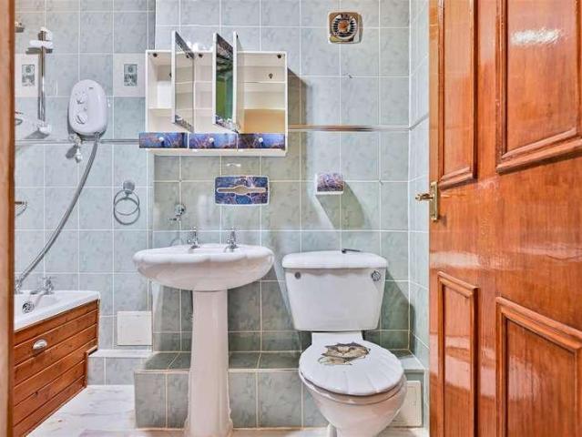 Flat for sale in North Woodside, Scotland