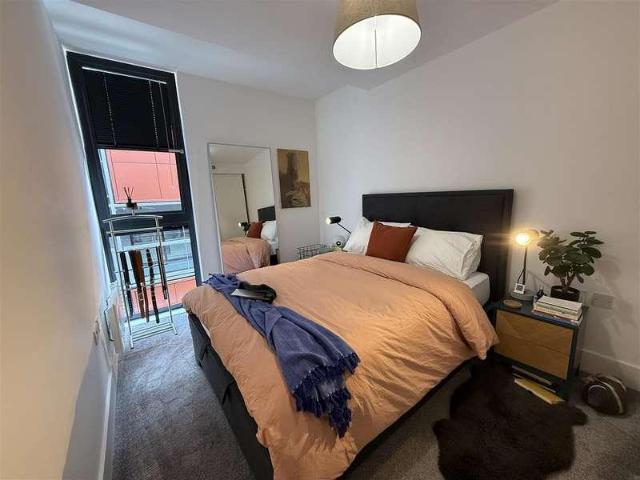 Flat for sale in Hulme, Georgia