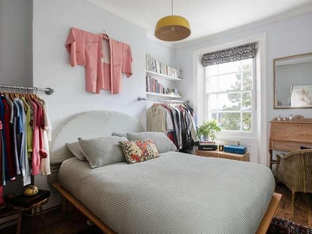 Flat for sale in Peckham, Greater London