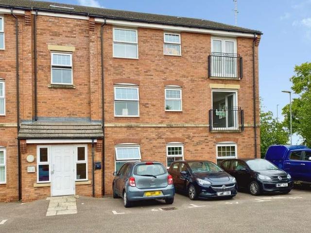 Flat for sale in Grantham, Barholm