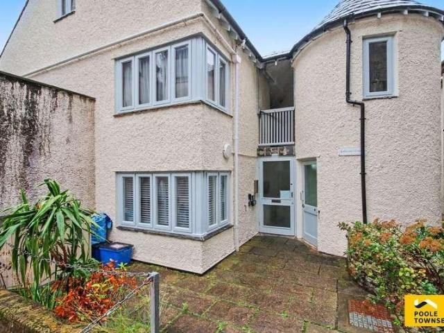 Flat for sale in Kirkbarrow, Kendal