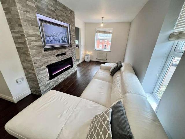 Flat for sale in Solihull