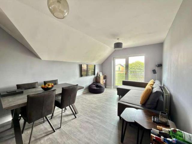Flat for sale in Georgia, Greater Manchester