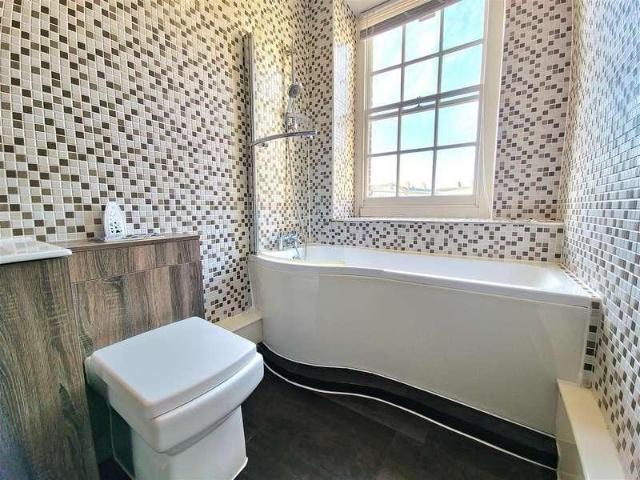 Flat for sale in Westbrook, Acol