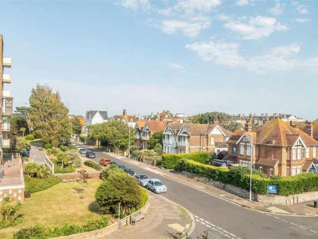 Flat for sale in West Worthing, Worthing