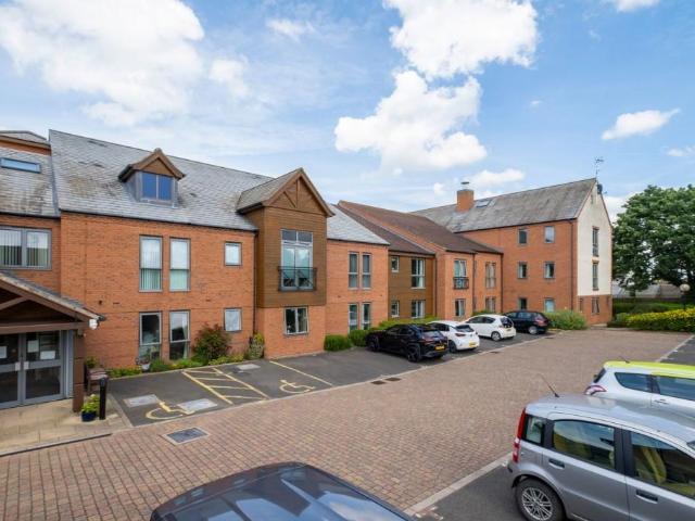 Flat for sale in Barton In Fabis, East Midlands