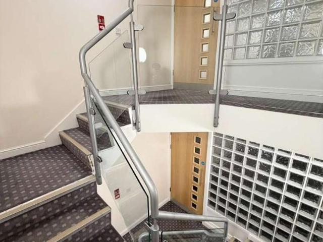 Flat for sale in Georgia, Greater Manchester