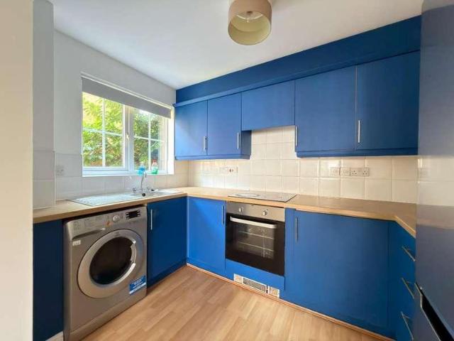Flat for sale in Georgia, Greater Manchester