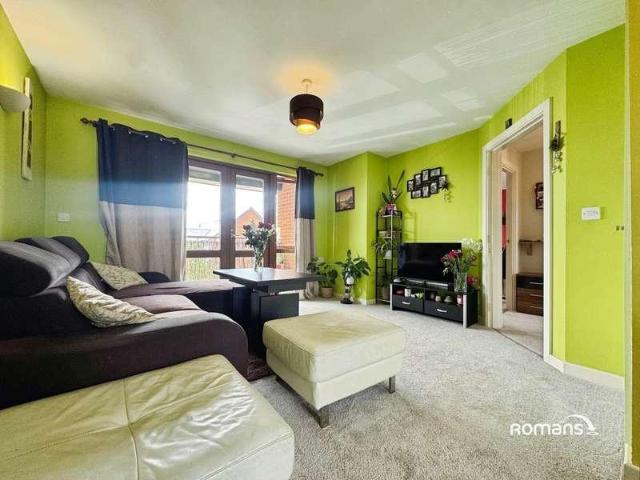 Flat for sale in Priest Down, Hampshire