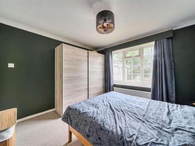 Flat for sale in Fordington