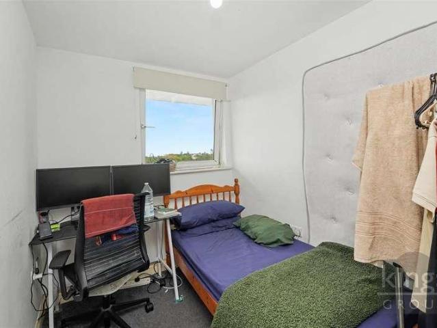 Flat for sale in Burnt Mill, Harlow