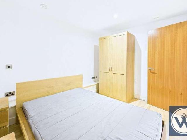 Flat for sale in Georgia, Greater Manchester