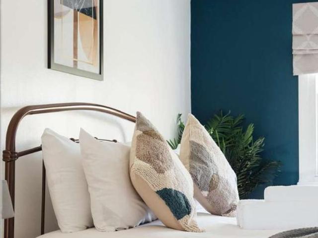 Flat for sale in Hammersmith, Greater London