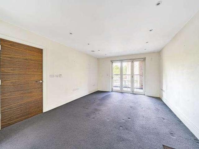 Flat for sale in London Borough of Barnet, Greater London