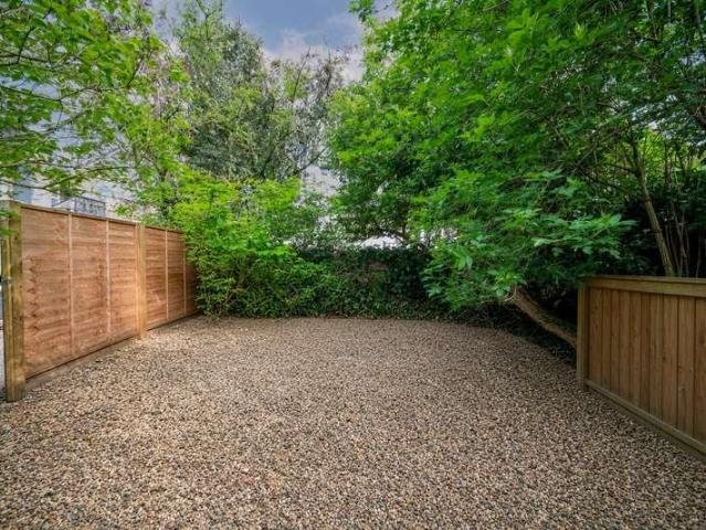 Flat for sale in London Borough of Barnet, Greater London