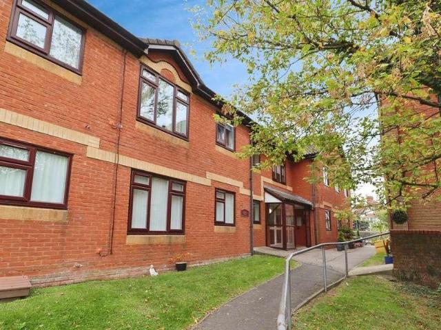 Flat for sale in Penylan, Falcon Lodge