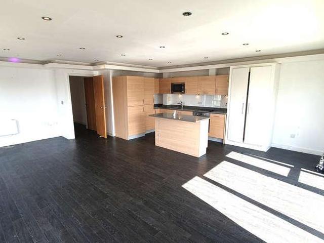 Flat for sale in Colindale, Greater London