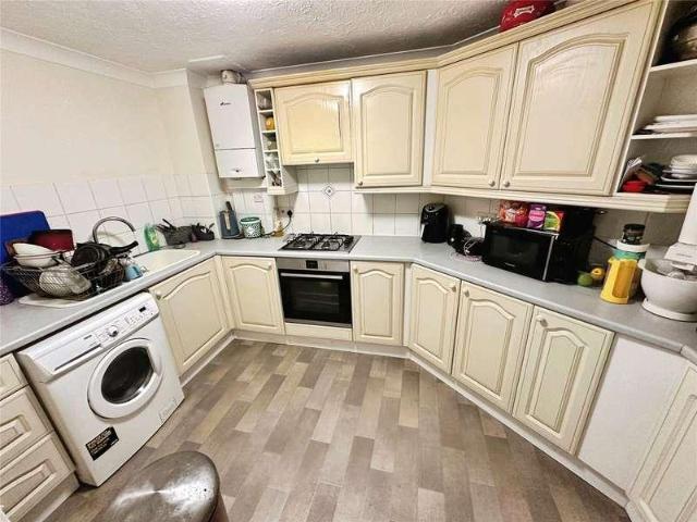 Flat for sale in Banister's Park, City Of Southampton
