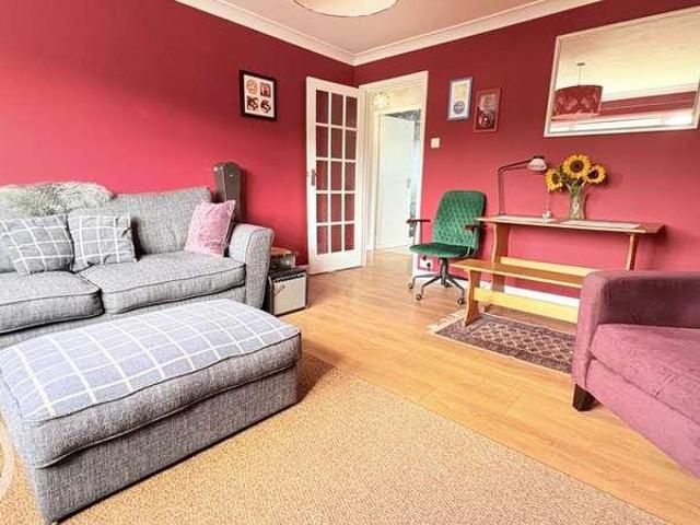 Flat for sale in King's Walden, Hertfordshire