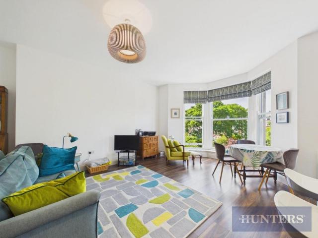 Flat for sale in South Cliff, Kepwick
