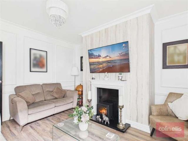 Flat for sale in South Cliff, Kepwick