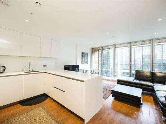 Flat for sale in West Hampstead, Greater London