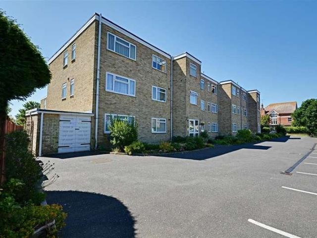 Flat for sale in Old Town, Heathlands