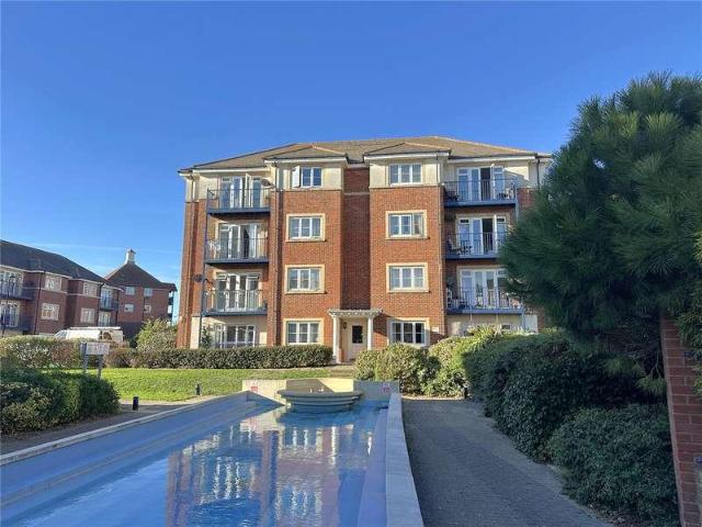Flat for sale in Sovereign Harbour, Eastbourne